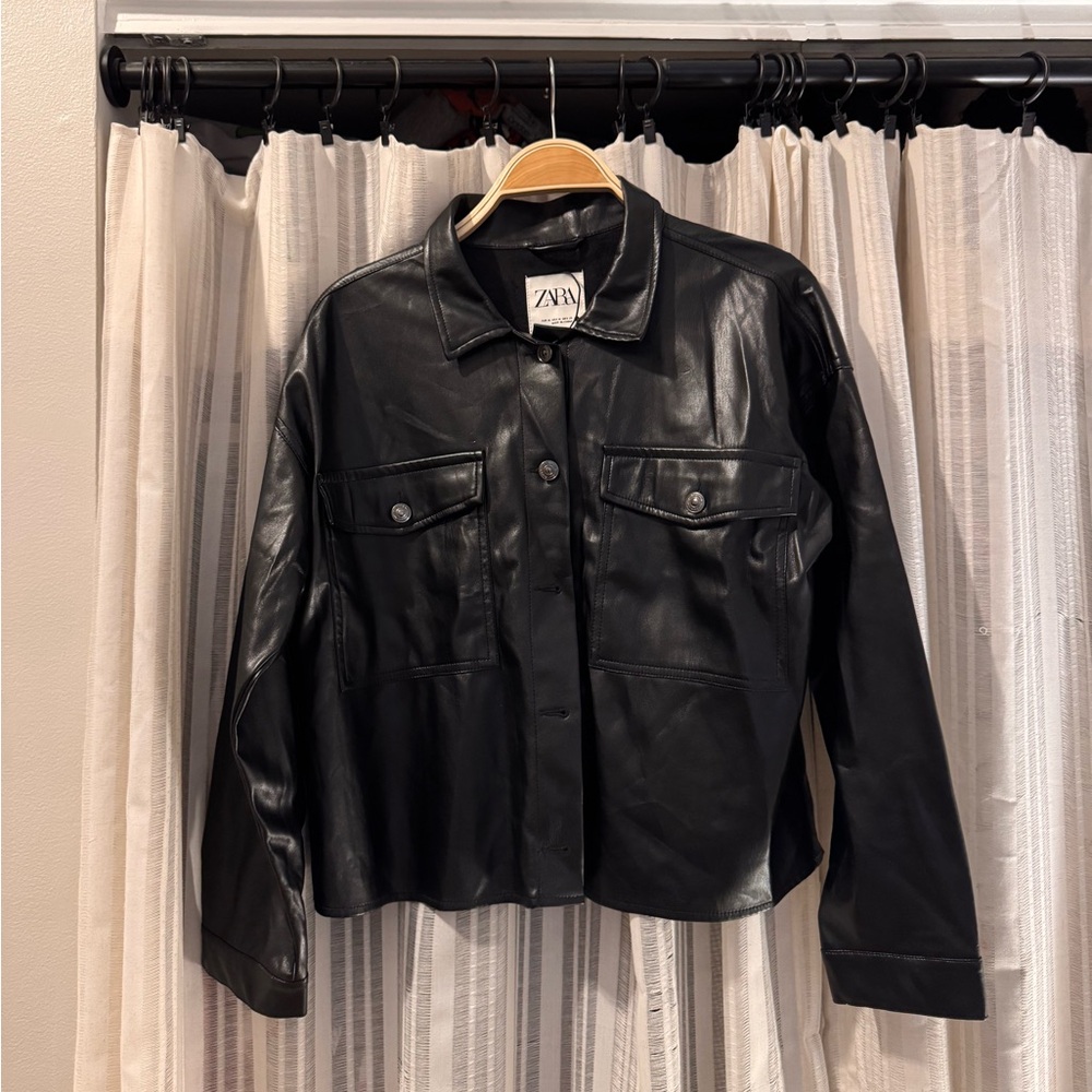 Zara Black Faux Leather Cropped Shirt